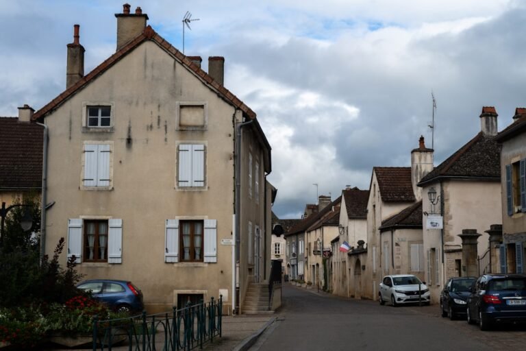 découvrez les quartiers de belfort à éviter pour garantir votre sécurité et votre confort lors de votre séjour ou installation dans la ville.