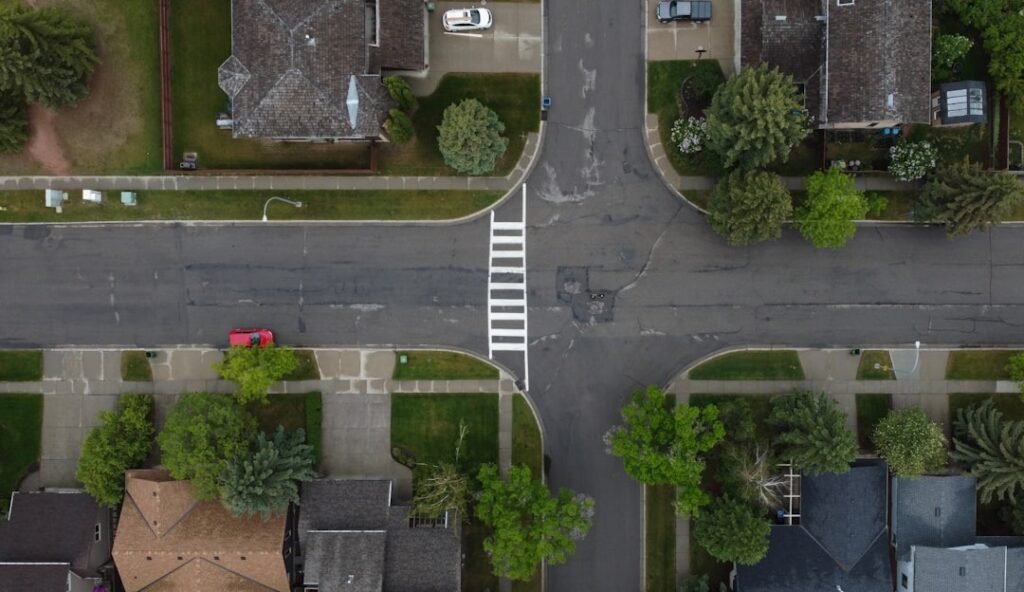 découvrez les quartiers à éviter pour garantir votre sécurité et votre confort lors de votre séjour ou déménagement. conseils et informations essentielles.