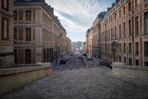 découvrez les quartiers à éviter à versailles pour garantir votre sécurité lors de votre visite ou séjour dans cette ville historique.