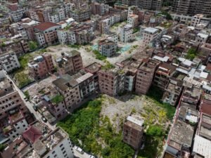 découvrez les projets de rénovation urbaine visant à revitaliser les espaces publics, améliorer la qualité de vie et favoriser le développement durable en milieu urbain.